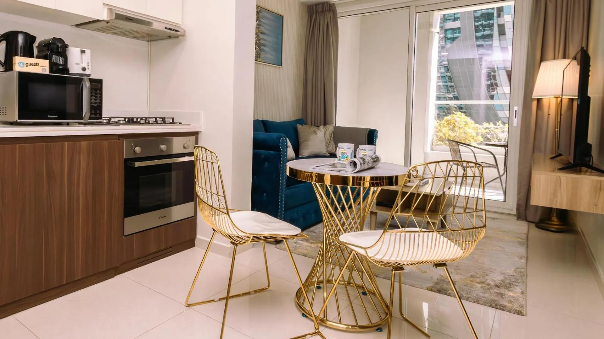 Higuests - Vibrant 1Br In Business Bay Apartment Dubai